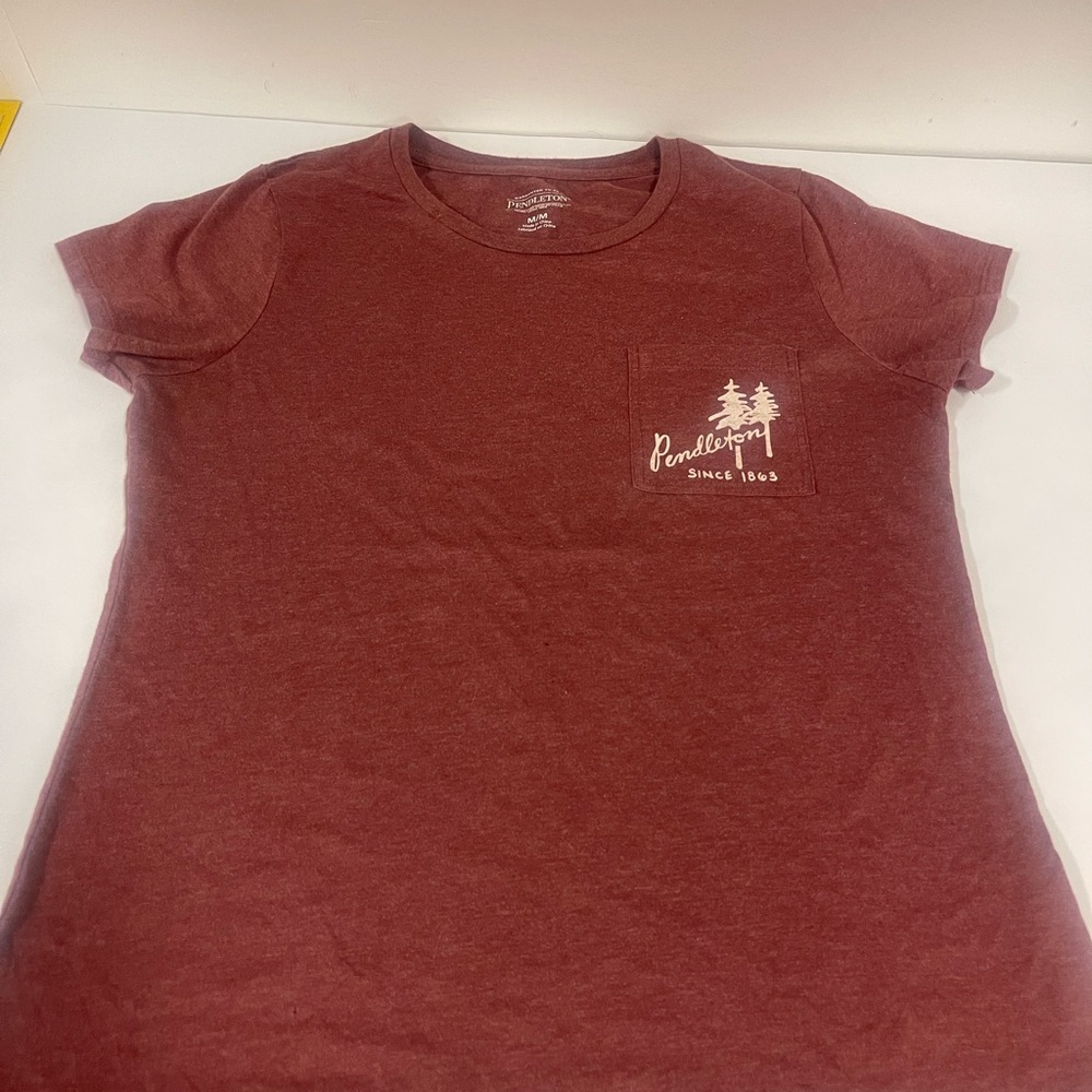 Pendleton T-Shirt Women’s medium Rust colored